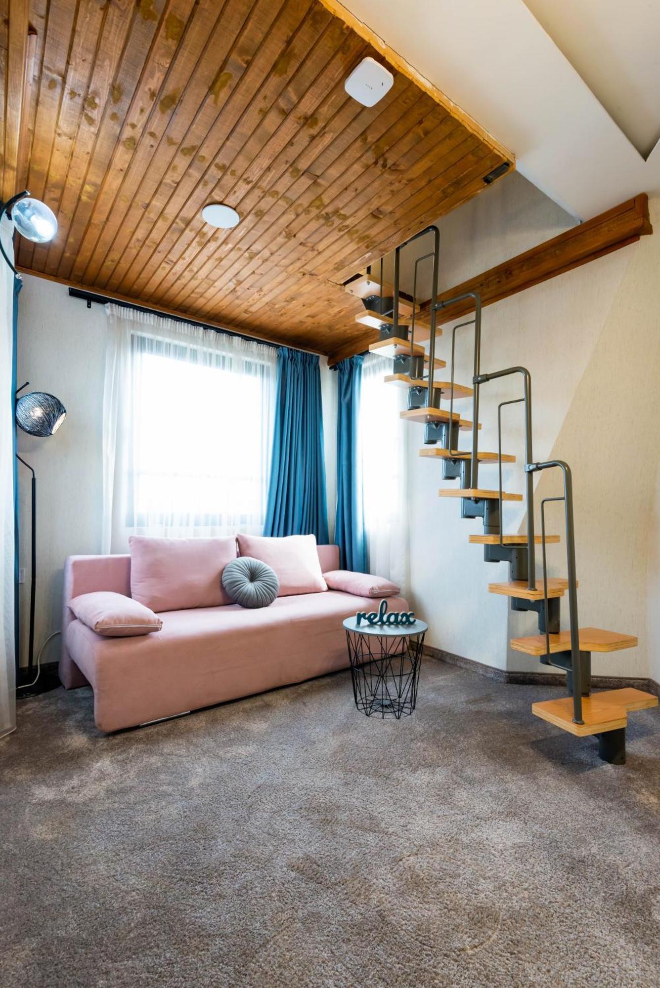 Aurora Hills Hotel Plovdiv Ngoại thất bức ảnh